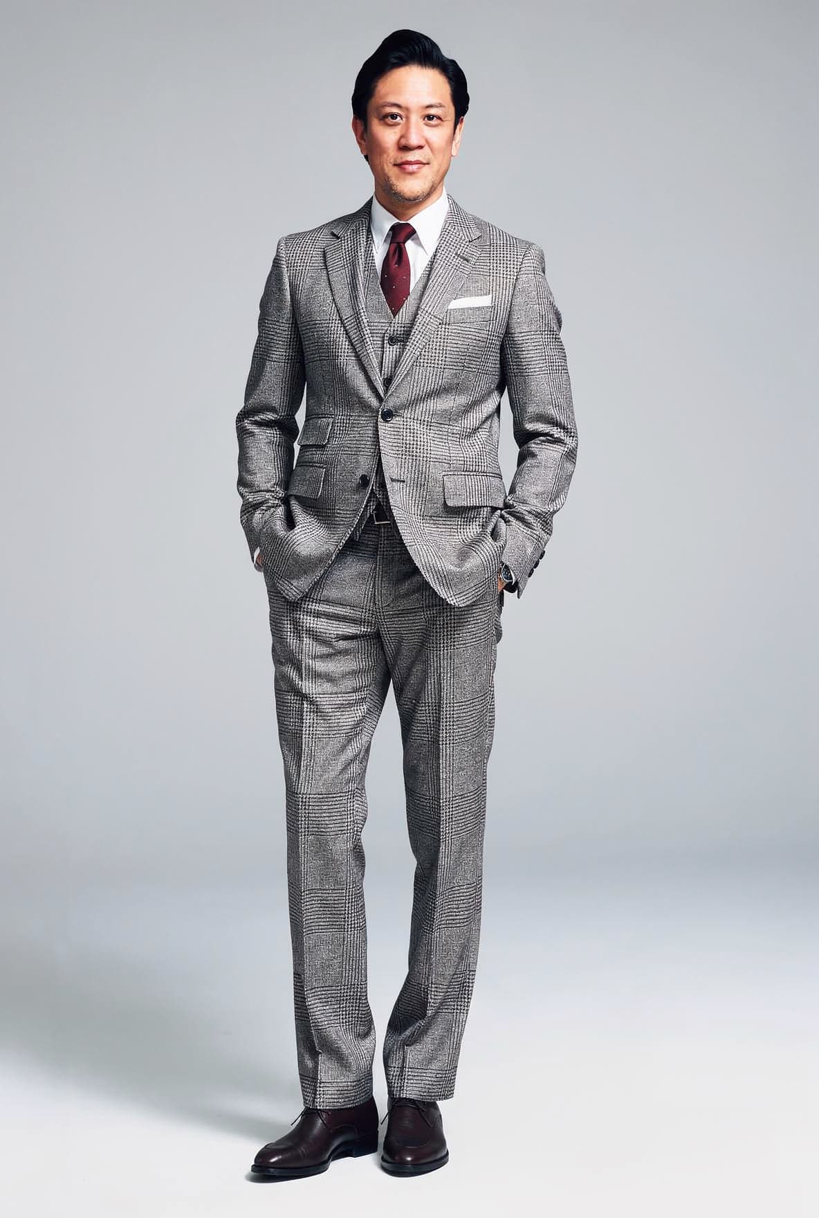 テーラードスーツ着用イメージ 1